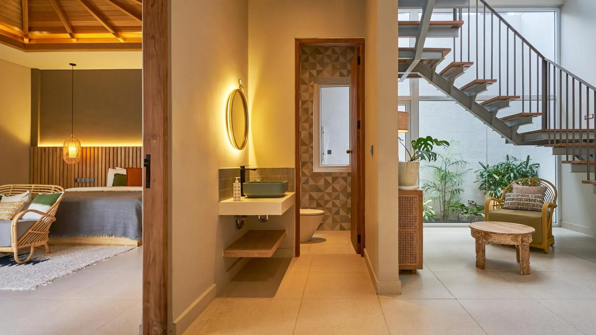 Luna Ola Villa Berawa Canggu