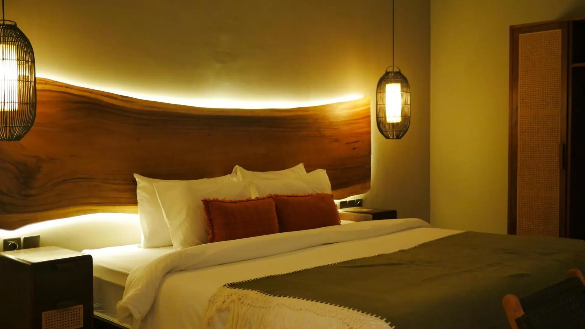 Luna Ola Villa Berawa Canggu 5*,