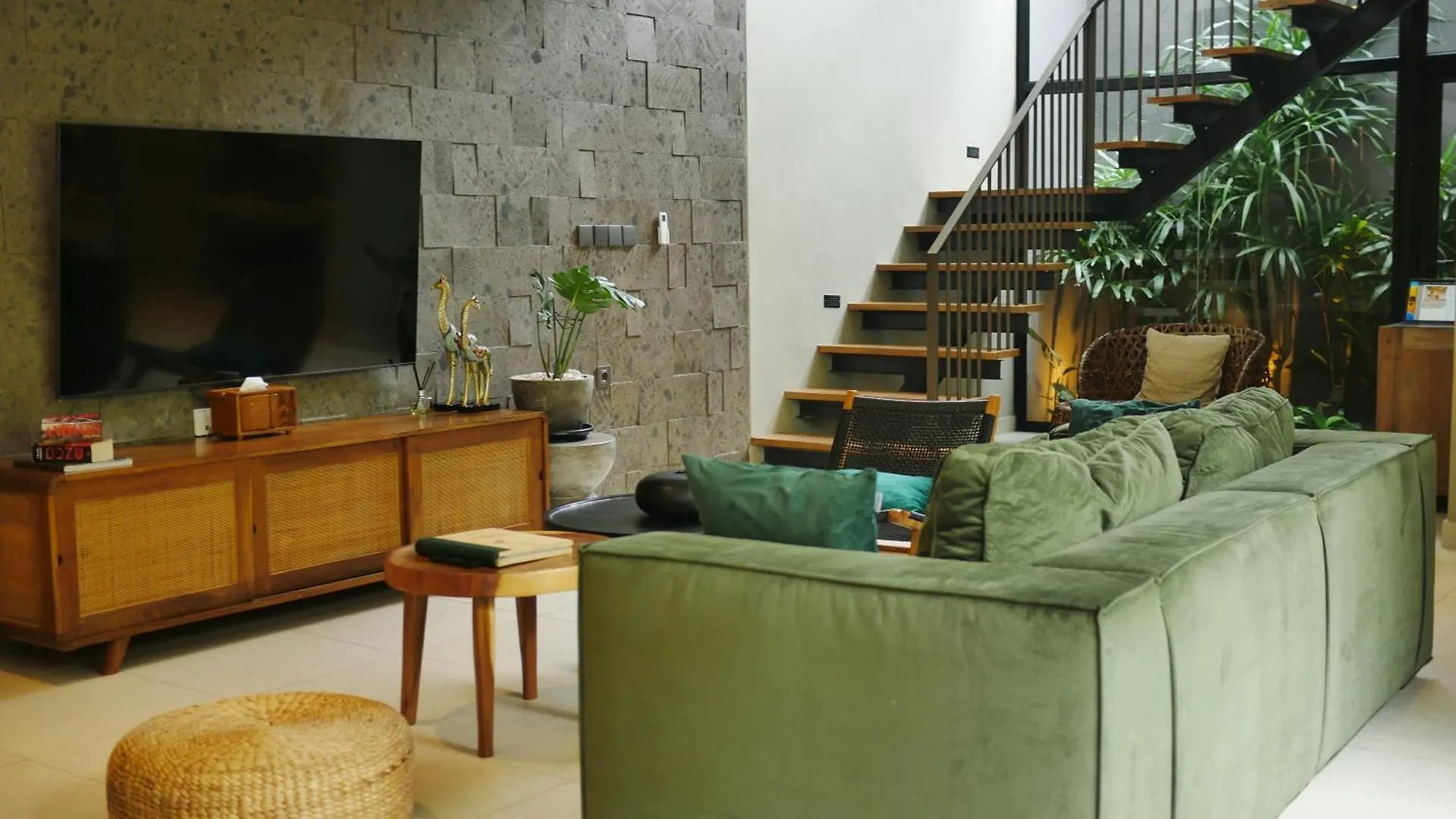 Luna Ola Villa Berawa Canggu Hotel